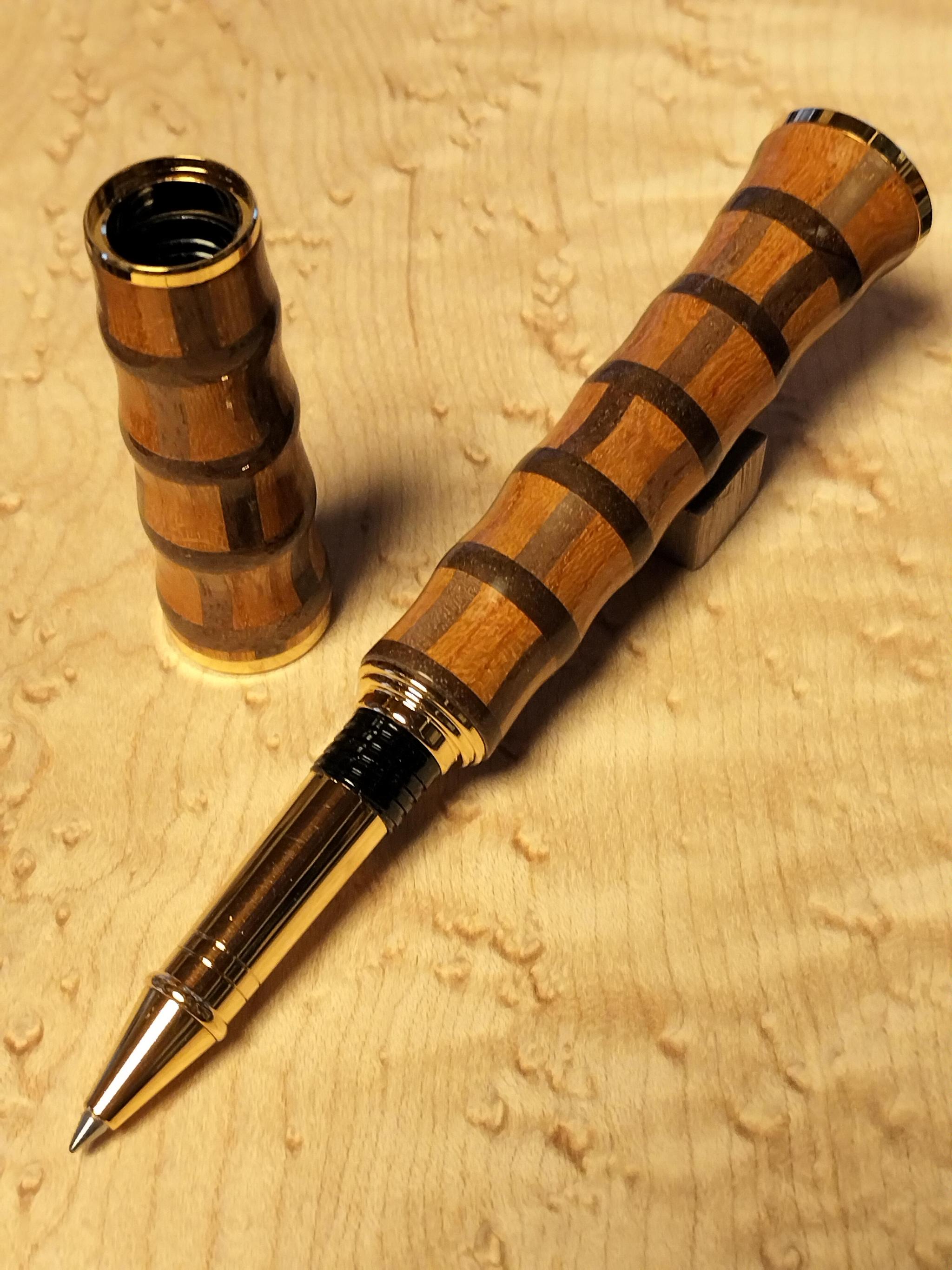 LOGRAPH ARTISAN　積層ブロックパターン　キャップ付きボールペン　CA塗装仕上げ